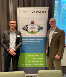 Steve-and-Tristan-at-European-Gypsum-Recyclers-Forum-smaller